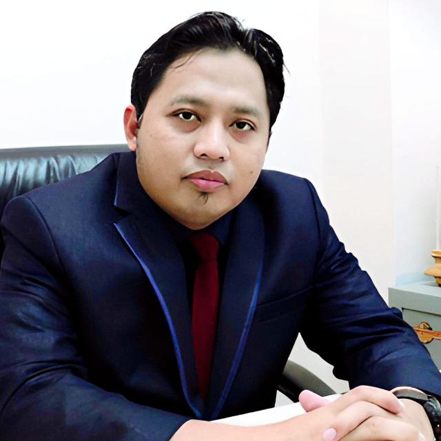 Dr. Ikhwan Ashadi - Senior Partner